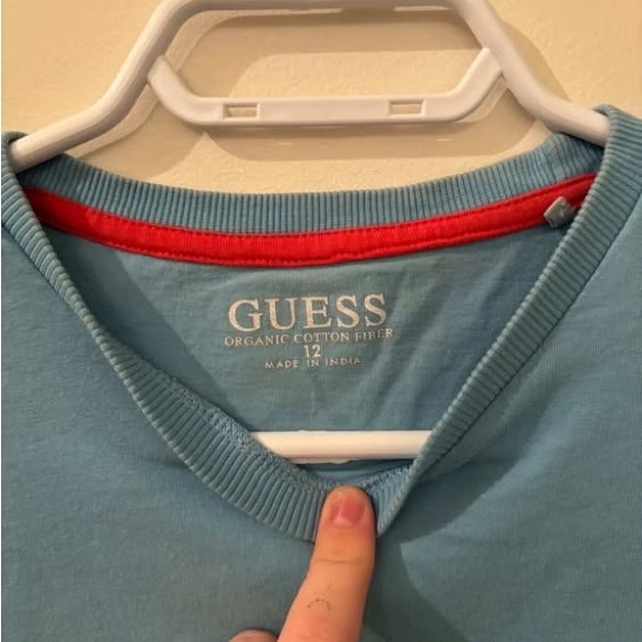 Y2K style guess tee - Picture 2 of 3